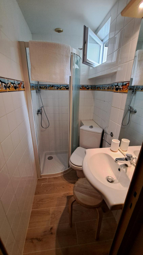 Bathroom 3, Boutique hotel Maria-Christina, Pyrénées-Atlantiques