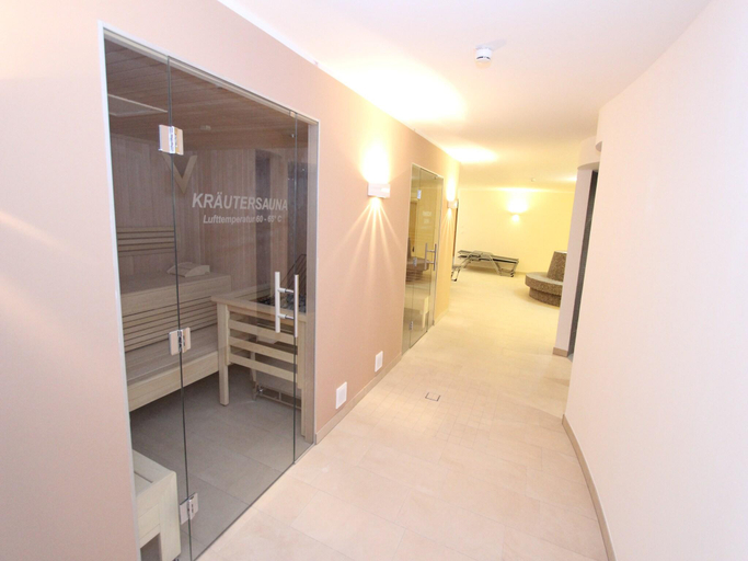 Bedroom 3, Panoramic 8-guest Cottage in Neukirchen, Zell am See