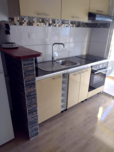 Others 5, Residence l oiseau des iles, Grand-Bourg