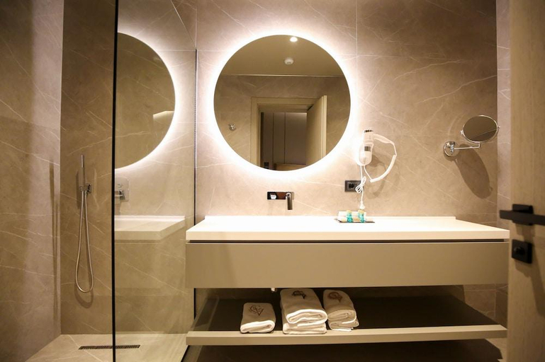 Bathroom 4, The Central View Boutique Hotel, Vlorës