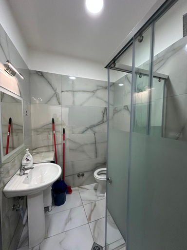 Bathroom 3, Molla Hotel Restorant, Lezhës