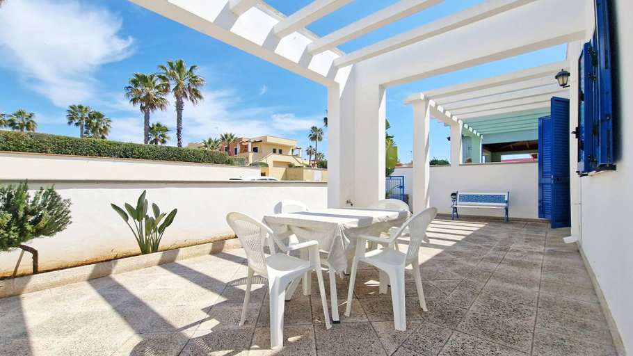 Room 3, Blue Sky Cottage Just a few Steps From the Beach, Lecce