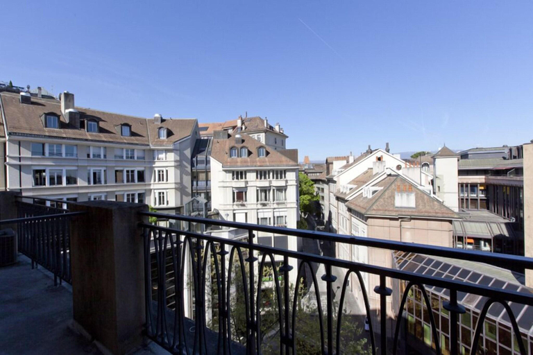 Exterior & Views 5, Central, Genève