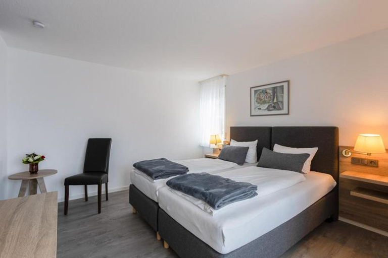 Bedroom, Hotel Freihof, Stuttgart