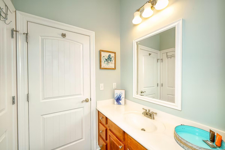 Bathroom 4, Vista del Mar I - Short Walk to the Beach 301, Bay