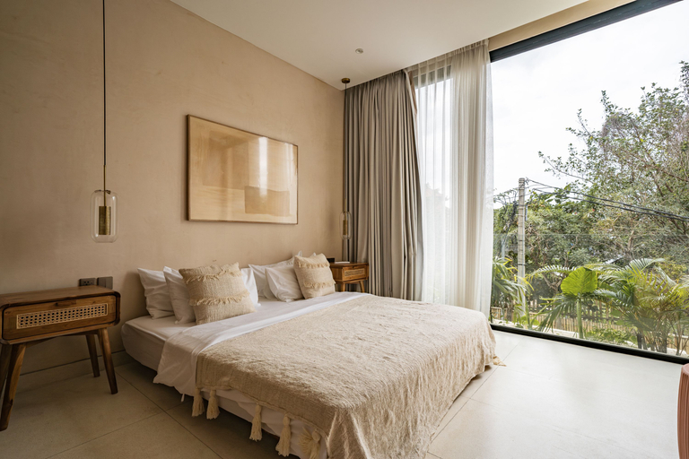 Others 3, Villa Nazare Berawa, Badung