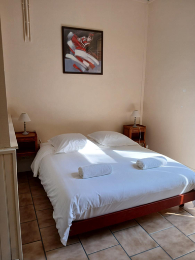 Bedroom 2, Chateau de Maucouvent, Nièvre