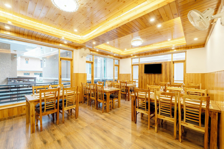 Food & Drinks 3, Treebo Premium The Takey'S, Mall Road, Kullu