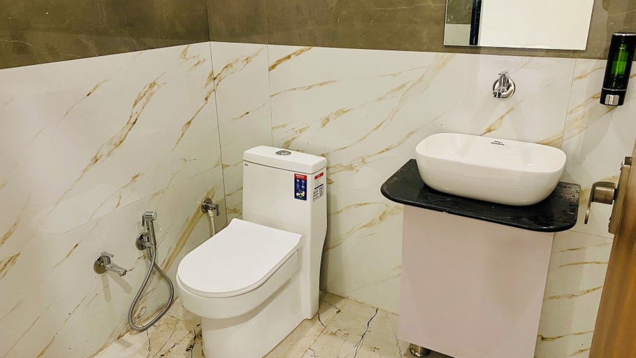 Bathroom 4, Hotel Shree Rameshwaram, East Nimar