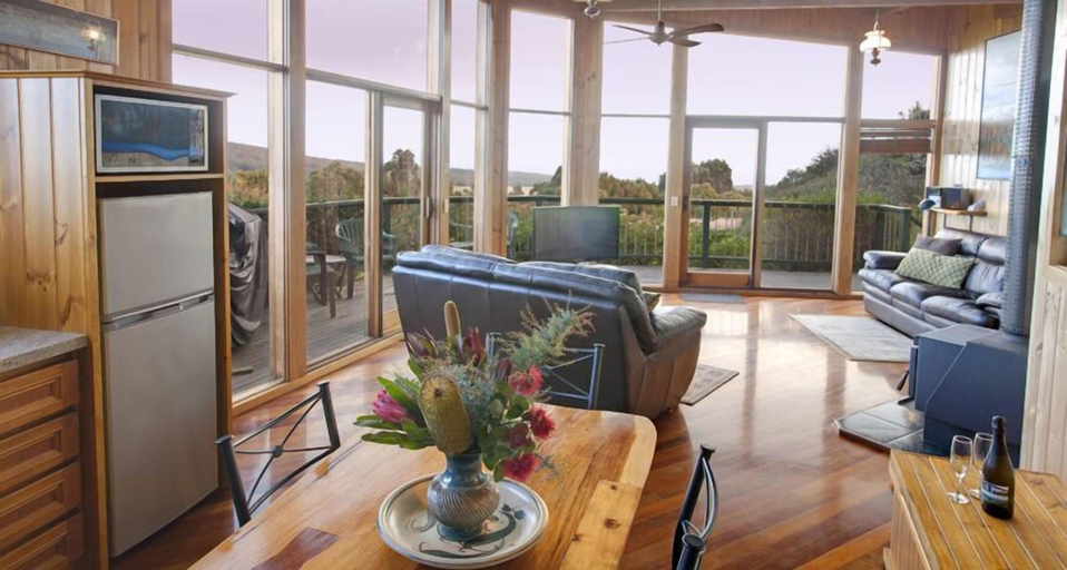 Public Area 2, Great Ocean Road Accommodation at The Boomerangs, Colac-Otway - South