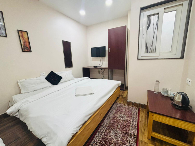 Bedroom 2, Shree Hari Haveli - Parking,Kitchen and all modern facilities, Varanasi