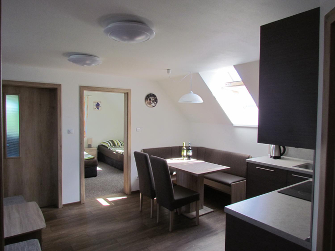 Others 5, Apartmany Filipov, Děčín
