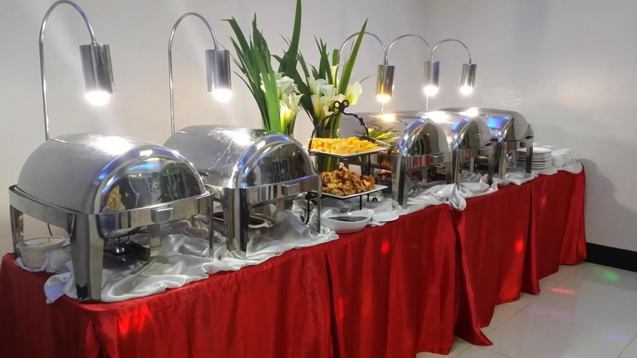 Food & Drinks, Silver Oaks Hotel and Suite, Manila City