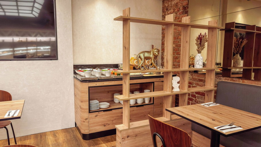 Food & Drinks 5, Petit Palace Chueca, Madrid