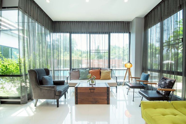 Others 4, Penny - Farthing Pool Villa, Pattaya