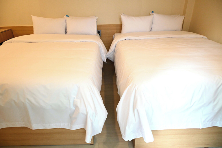 Bedroom 2, Rio Hotel, Dong-daemun