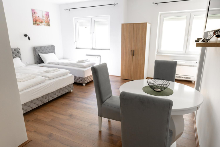 Others 5, Luna Nera apartments, Novi Sad