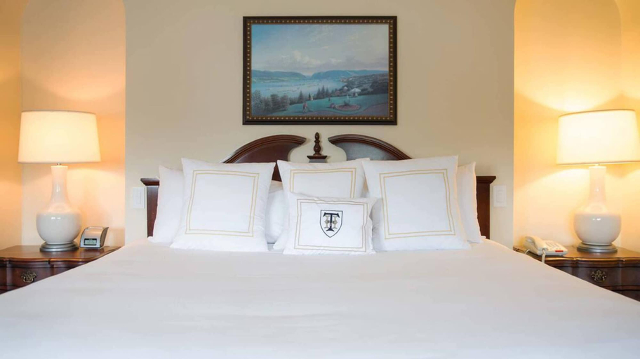 Bedroom 3, The Thayer Hotel at West Point, Orange