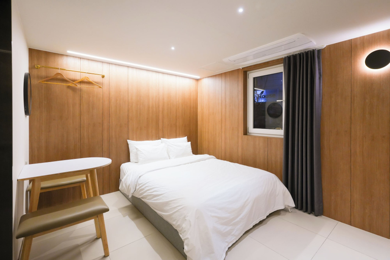 Bedroom 3, Hotel Home, Yeongdeungpo