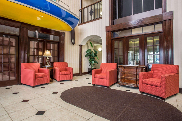 Public Area 2, Comfort Inn & Suites Ft. Jackson Maingate, Richland