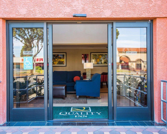 Public Area 2, Quality Inn Downey, Los Angeles