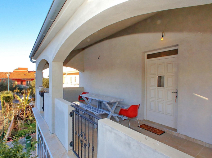 Others 5, Apartment in Bibinje near Pebble Beach, Bibinje