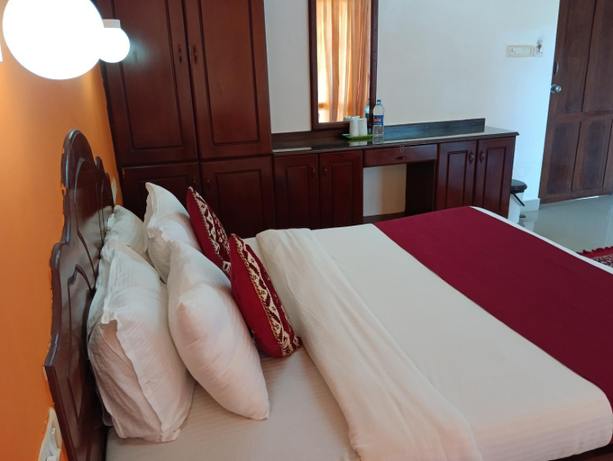 Bedroom 2, Vedantha Inn, Thiruvananthapuram