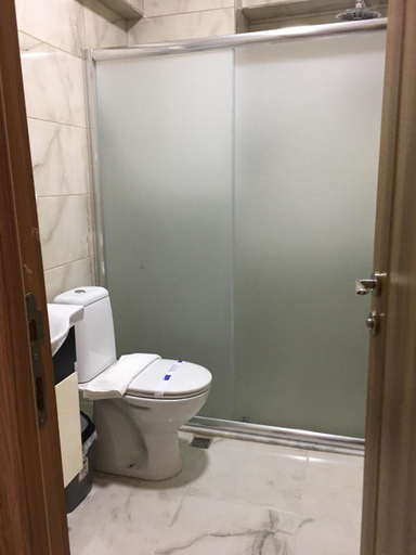 Bathroom 5, Koc Hotel, Karasu