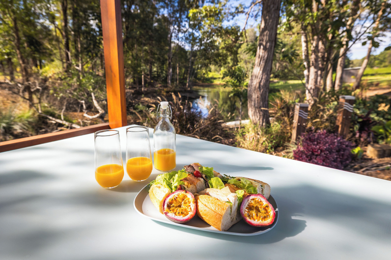 Food & Drinks, Seven Peaks Farm Stay, Caloundra - Rail Corridor