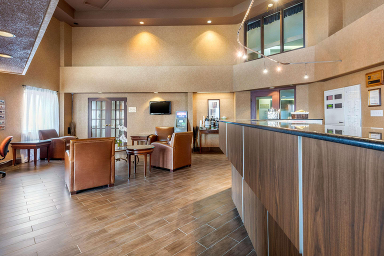 Public Area 3, Quality Suites Whitby, Durham