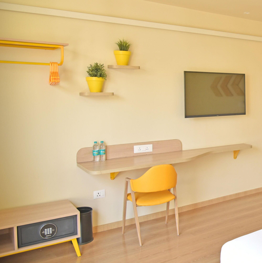 Bedroom 4, Bloom Golf Course Road, Gurgaon