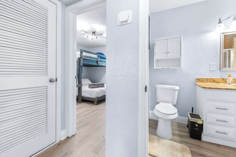 Bathroom, The Tampa Oasis, Hillsborough