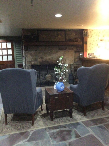 Public Area 2, Stagecoach House Inn, Washington