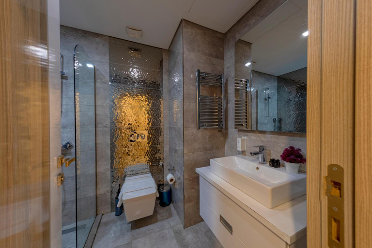 Bathroom, MyHouse N5 Suites, Avcılar