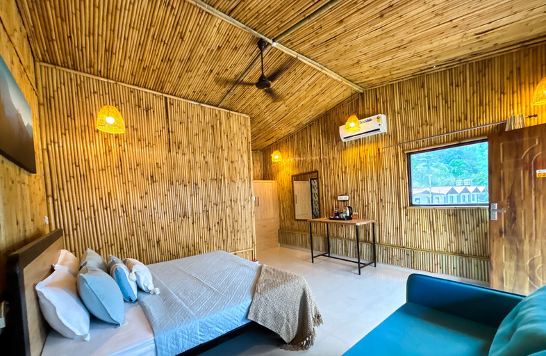 Bedroom 3, Euphoric Tiger Resort, Garhwal