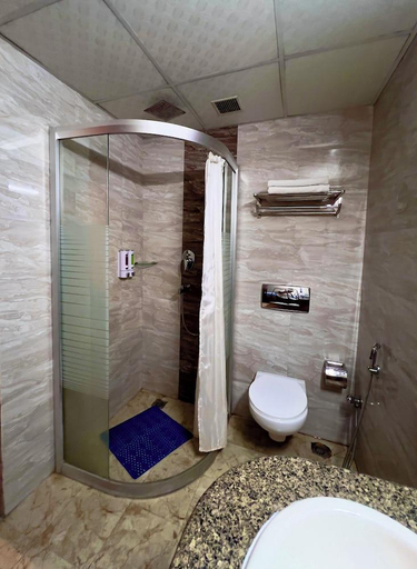 Bathroom, Hotel Mirage Regency, Bagmati