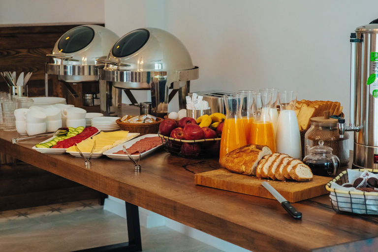 Food & Drinks 5, Residence Kazbegi, Kazbegi