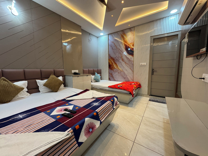 Bedroom 4, Guruvayur Dham, Mathura