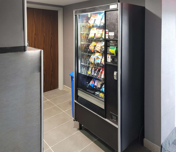 Food & Drinks 5, Comfort Inn & Suites Wyomissing Reading, Berks