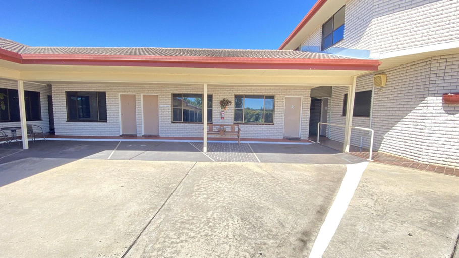 Exterior & Views 2, Sapphire City Motor Inn, Inverell - Pt B