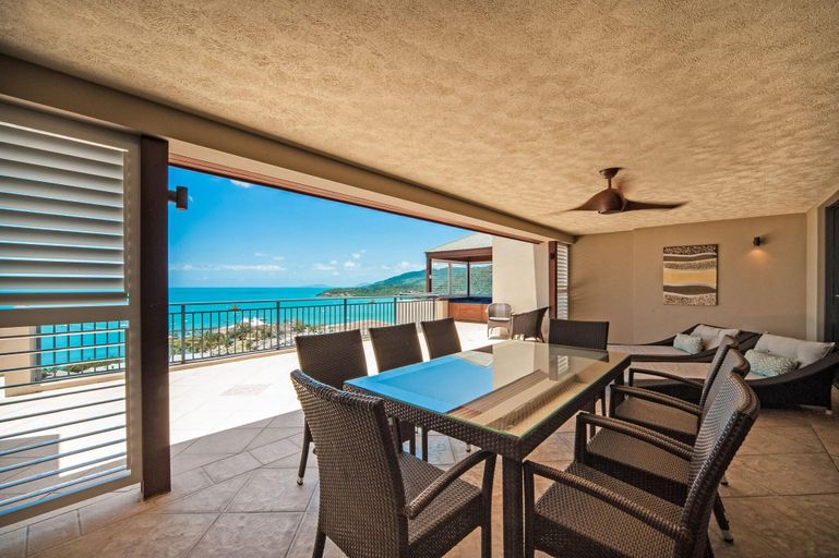Public Area 2, Pinnacles Resort & Spa, Whitsunday