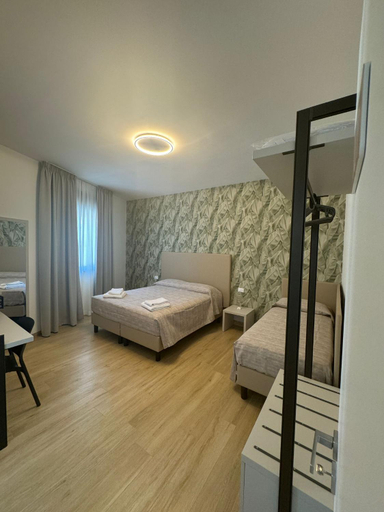 Bedroom 2, Guest House al porto, Rome
