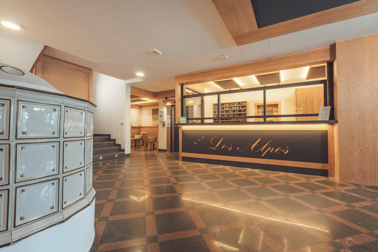 Public Area 2, Aparthotel des Alpes, Trento
