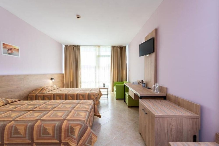 Bedroom 3, Ivana Palace Hotel - Free Parking, Nesebar