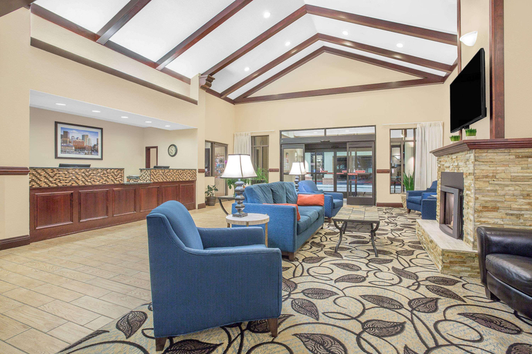 Public Area 2, Ramada by Wyndham Denver International Airport, Denver