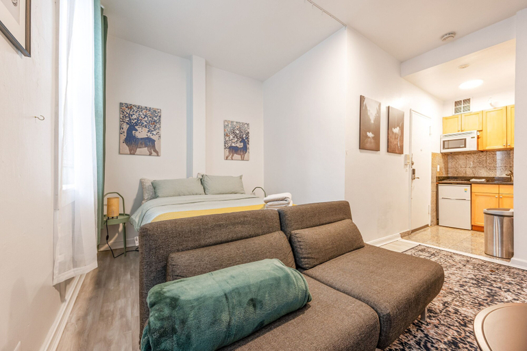 Room 3, Amazing Studio in Kips Bay, New York