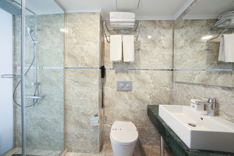 Bathroom 5, Great Fortune Hotel & Spa, Fatih