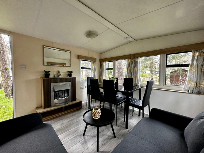 Others 3, Residence with a spacious garden located in a child-friendly park, Limburg