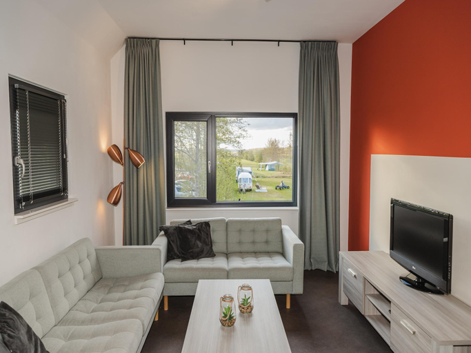 Others 5, Luxurious holiday home with rural character, De Wolden