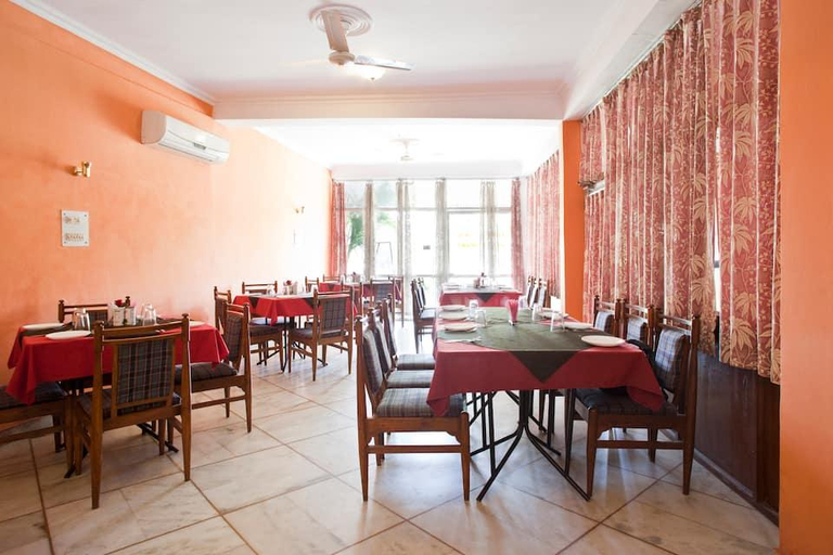 Food & Drinks 3, Hotel Siddharth, Chhatarpur